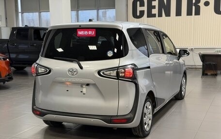 Toyota Sienta II, 2021 год, 1 285 000 рублей, 5 фотография