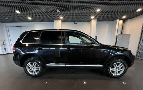 Volkswagen Touareg III, 2005 год, 697 000 рублей, 2 фотография