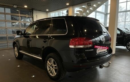 Volkswagen Touareg III, 2005 год, 697 000 рублей, 5 фотография