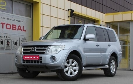Mitsubishi Pajero IV, 2014 год, 2 445 000 рублей, 1 фотография