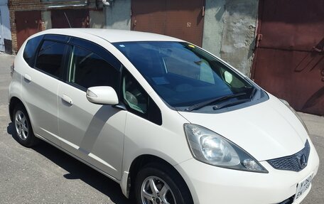 Honda Fit III, 2010 год, 985 000 рублей, 1 фотография