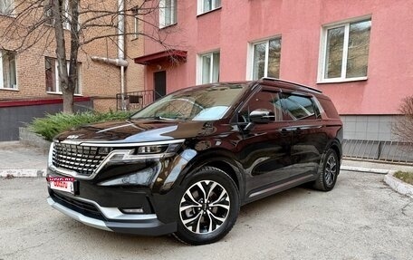 KIA Carnival, 2023 год, 4 950 000 рублей, 1 фотография