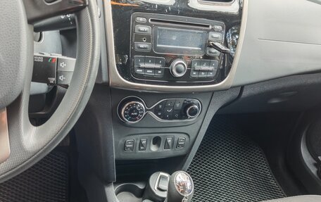 Renault Sandero II рестайлинг, 2016 год, 950 000 рублей, 3 фотография