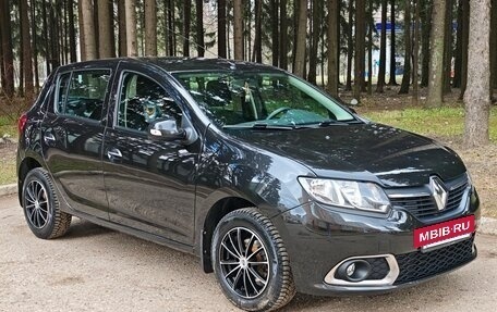 Renault Sandero II рестайлинг, 2016 год, 950 000 рублей, 16 фотография