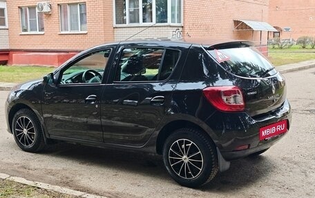 Renault Sandero II рестайлинг, 2016 год, 950 000 рублей, 19 фотография