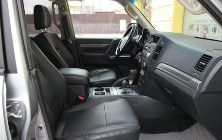 Mitsubishi Pajero IV, 2014 год, 2 445 000 рублей, 15 фотография