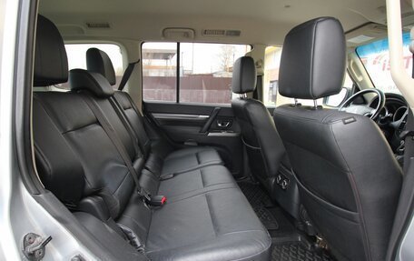 Mitsubishi Pajero IV, 2014 год, 2 445 000 рублей, 18 фотография