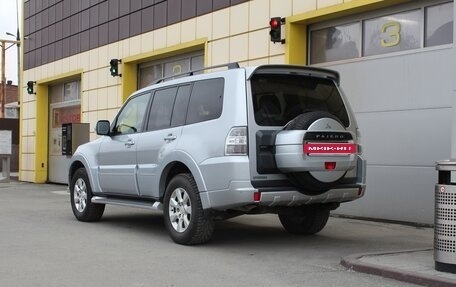 Mitsubishi Pajero IV, 2014 год, 2 445 000 рублей, 4 фотография
