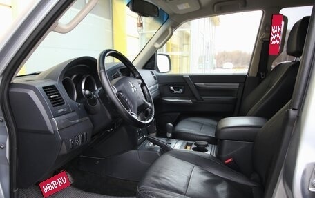 Mitsubishi Pajero IV, 2014 год, 2 445 000 рублей, 11 фотография
