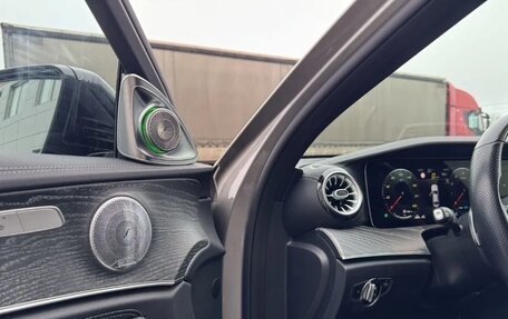 Mercedes-Benz E-Класс, 2020 год, 6 100 000 рублей, 9 фотография