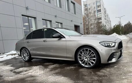 Mercedes-Benz E-Класс, 2020 год, 6 100 000 рублей, 12 фотография