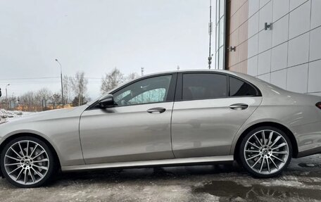 Mercedes-Benz E-Класс, 2020 год, 6 100 000 рублей, 11 фотография