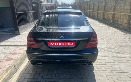 Mercedes-Benz E-Класс, 2004 год, 730 000 рублей, 5 фотография