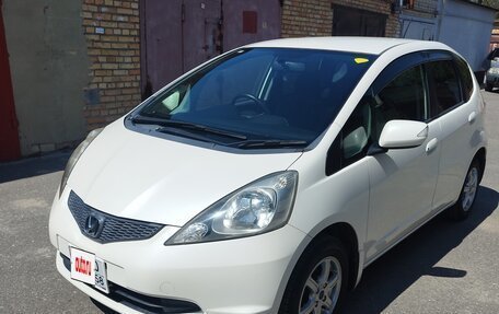 Honda Fit III, 2010 год, 985 000 рублей, 4 фотография