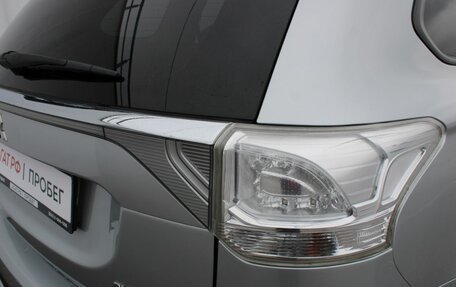 Mitsubishi Outlander III рестайлинг 3, 2014 год, 1 600 000 рублей, 22 фотография