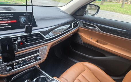 BMW 7 серия, 2018 год, 3 500 000 рублей, 11 фотография