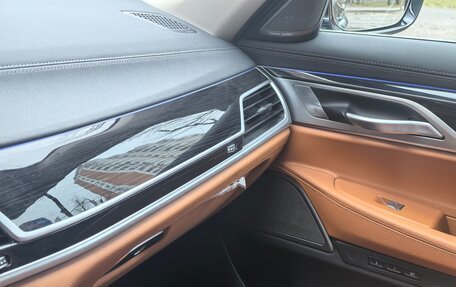 BMW 7 серия, 2018 год, 3 500 000 рублей, 18 фотография