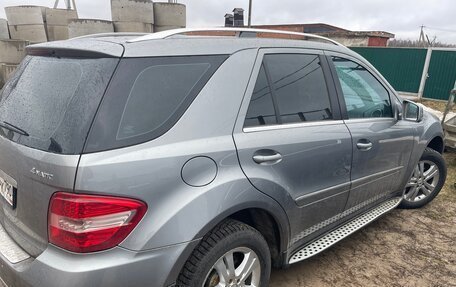 Mercedes-Benz M-Класс, 2011 год, 1 670 000 рублей, 2 фотография