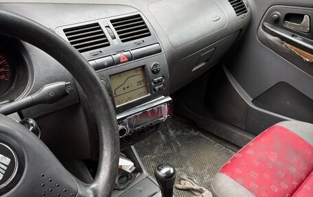 SEAT Ibiza II, 2001 год, 100 000 рублей, 5 фотография