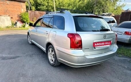 Toyota Avensis III рестайлинг, 2003 год, 550 000 рублей, 2 фотография