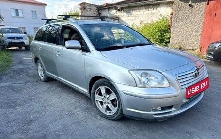 Toyota Avensis III рестайлинг, 2003 год, 550 000 рублей, 4 фотография