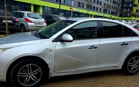 Chevrolet Cruze II, 2010 год, 430 000 рублей, 8 фотография