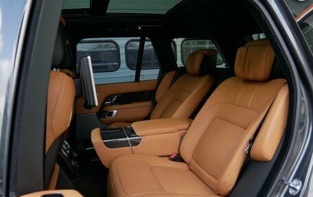 Land Rover Range Rover IV рестайлинг, 2021 год, 10 500 000 рублей, 6 фотография