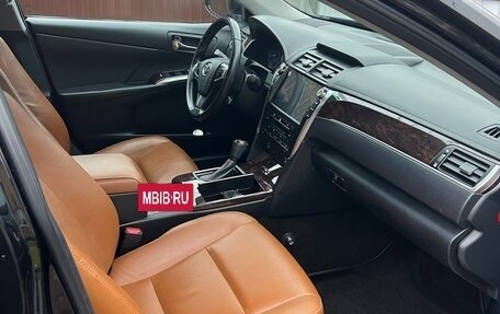 Toyota Camry, 2016 год, 2 050 000 рублей, 6 фотография