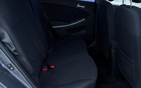 Hyundai Solaris II рестайлинг, 2012 год, 700 000 рублей, 13 фотография