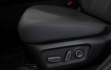 Toyota RAV4, 2026 год, 4 980 000 рублей, 21 фотография