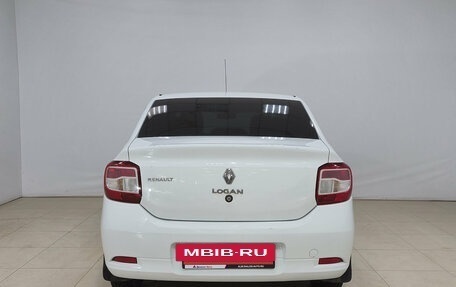 Renault Logan II, 2018 год, 790 000 рублей, 5 фотография