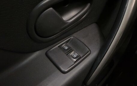 Renault Logan II, 2018 год, 790 000 рублей, 8 фотография