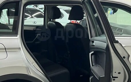 Volkswagen Tiguan II, 2020 год, 2 997 000 рублей, 21 фотография