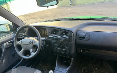 Volkswagen Vento, 1996 год, 125 000 рублей, 6 фотография