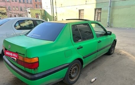 Volkswagen Vento, 1996 год, 125 000 рублей, 4 фотография