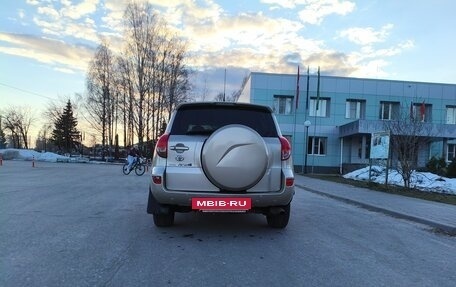 Toyota RAV4, 2005 год, 750 000 рублей, 6 фотография