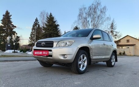 Toyota RAV4, 2005 год, 750 000 рублей, 3 фотография