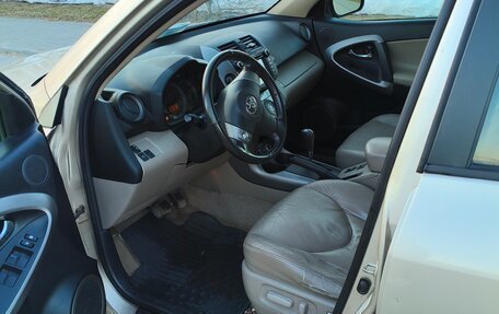 Toyota RAV4, 2005 год, 750 000 рублей, 14 фотография