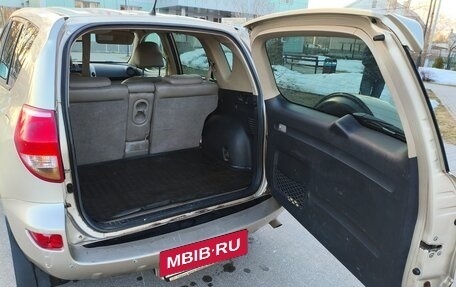 Toyota RAV4, 2005 год, 750 000 рублей, 18 фотография