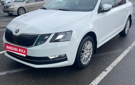 Skoda Octavia, 2017 год, 1 630 000 рублей, 4 фотография