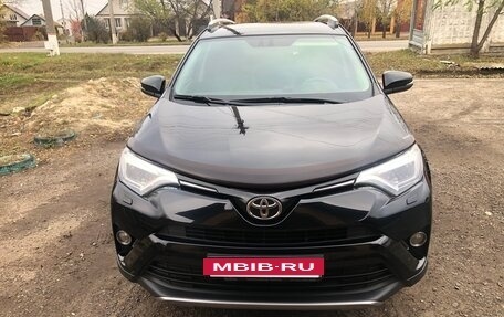 Toyota RAV4, 2018 год, 2 550 000 рублей, 2 фотография