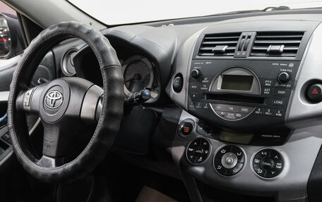 Toyota RAV4, 2007 год, 1 049 000 рублей, 19 фотография