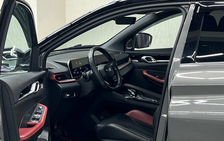 Geely Coolray I, 2024 год, 1 997 000 рублей, 9 фотография