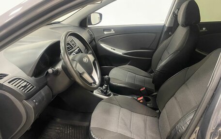 Hyundai Solaris II рестайлинг, 2013 год, 826 000 рублей, 16 фотография
