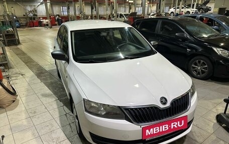 Skoda Rapid I, 2014 год, 890 000 рублей, 2 фотография