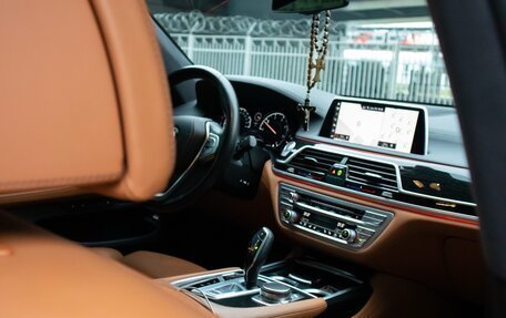 BMW 7 серия, 2018 год, 5 490 000 рублей, 10 фотография