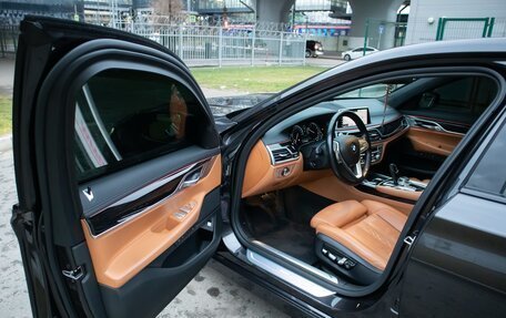 BMW 7 серия, 2018 год, 5 490 000 рублей, 17 фотография