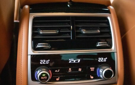 BMW 7 серия, 2018 год, 5 490 000 рублей, 19 фотография