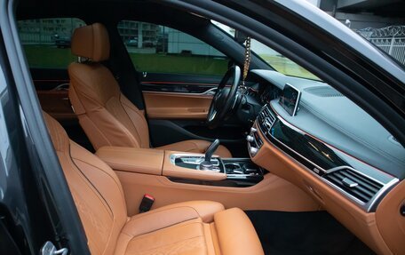 BMW 7 серия, 2018 год, 5 490 000 рублей, 24 фотография