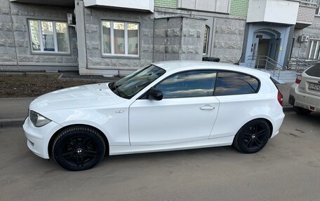 BMW 1 серия, 2010 год, 580 000 рублей, 4 фотография